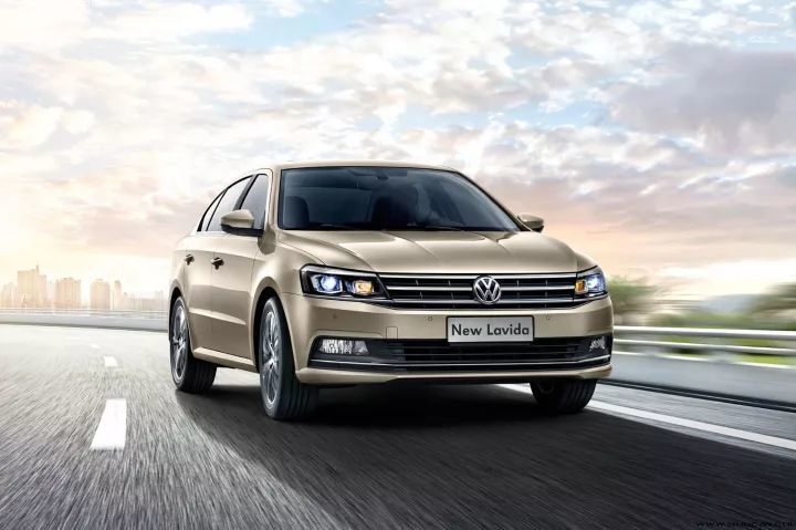 国足输球亦显进步 无惧强队1对1拼抢已不落下风|熊猫体育公司(图2) 熊猫体育公司