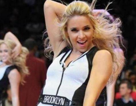 熊猫体育|
为什么NBA克制啦啦队和球员恋爱？看到这些你就会明确了(图2)