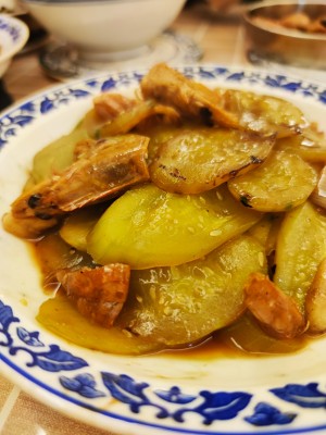 花式系鞋带还没学会!又盛行数据线鞋带,想知道是怎么穿进孔里的_熊猫体育(图1) 熊猫体育公司