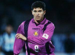 
前巴西球星不幸熏染去世！享年48岁 生活像马拉多纳一样不康健【熊猫体育公司】(图3)