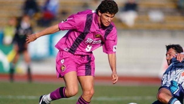 
前巴西球星不幸熏染去世！享年48岁 生活像马拉多纳一样不康健【熊猫体育公司】(图5)