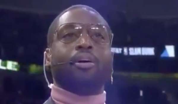 ‘熊猫体育公司’
全明星赛 詹姆斯超科比邓肯独得第一 保罗空接暴扣 MVP是伦纳德(图1)